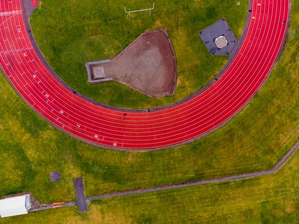 Mastering Long-Range Passing in Football: Essential Training Techniques You Need to Know